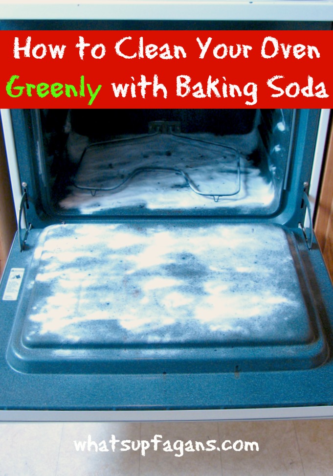How to clean your oven greenly with baking soda. Great tutorial with before and after pictures! It really works! | whatsupfagans.com