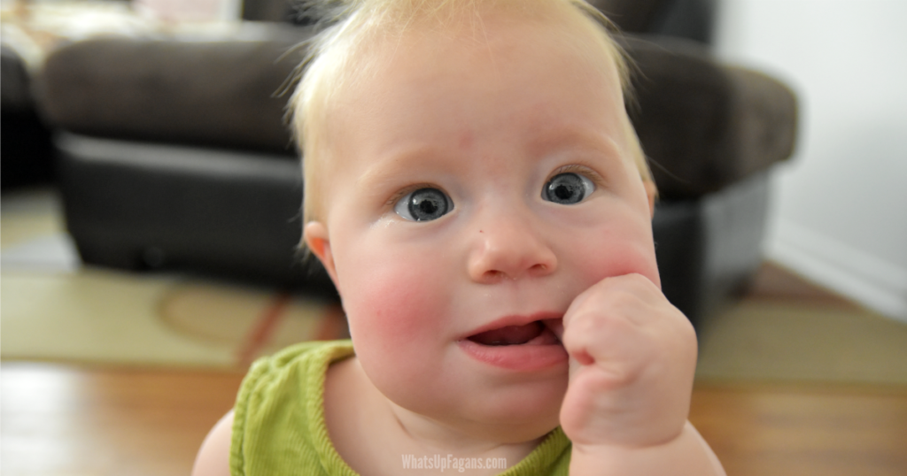 simple parenting tips to help baby teething