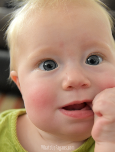 simple parenting tips to help baby teething