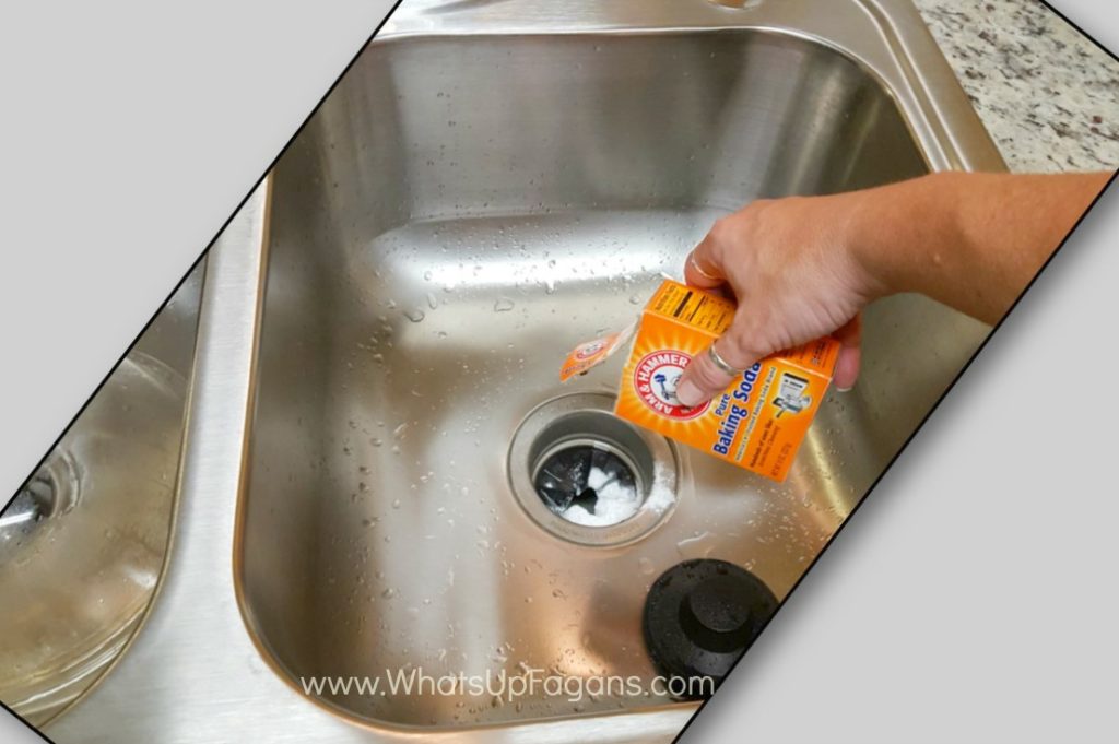 clean with baking soda (1)